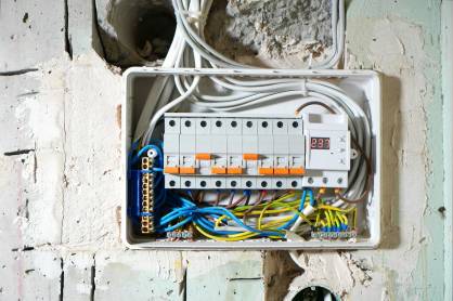 Filtry wyższych harmonicznych a jakość energii elektrycznej 